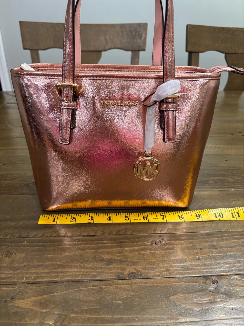 Michael Kors Jet Set Travel Extra-Small Rose Gold Metallic Zip-Top Tote - Picture 8 of 10